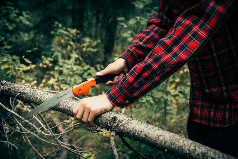 FOLDING HAND SAW